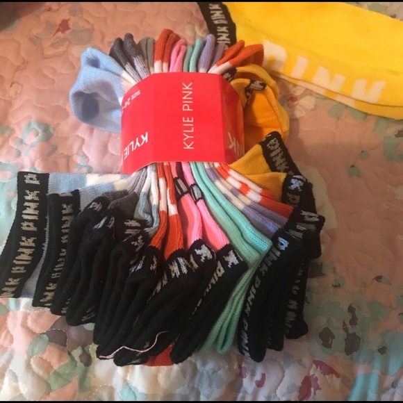 10 pairs kylie pink - Picture 2 of 2